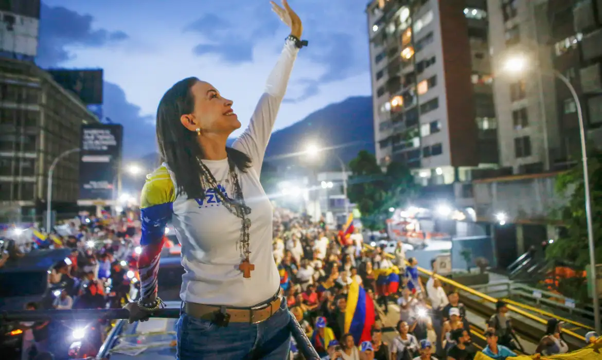 Prêmio Nobel da Paz é concedido à oposicionista venezuelana María Corina Machado