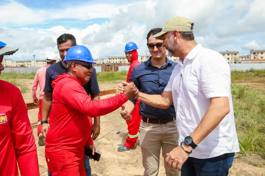 Amapá alcança 2º lugar nacional em crescimento de empregos em abril durante governo Clécio Luís